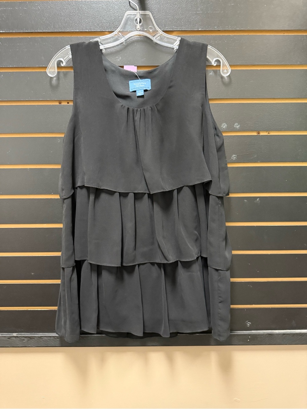 Simply Vera Vera Wang Black Tiered Chiffon Sleeveless Blouse Small
